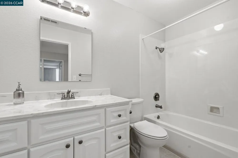 5095 Valley Crest Dr #309 Concord, CA 94521