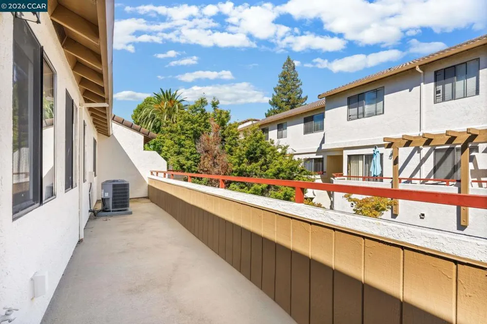 5095 Valley Crest Dr #309 Concord, CA 94521