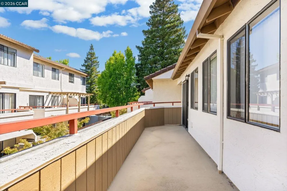 5095 Valley Crest Dr #309 Concord, CA 94521