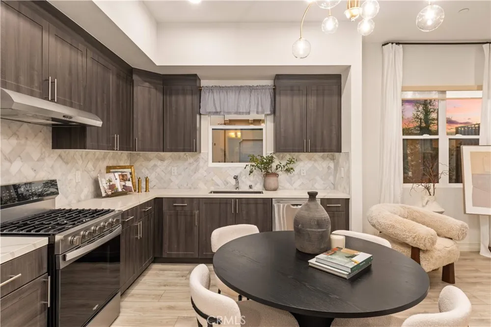 200 New Avenue #4 Monterey Park, CA 91755