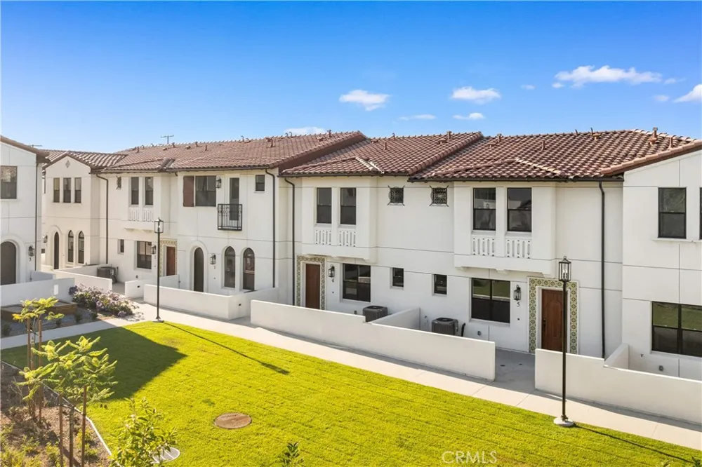 200 New Avenue #4 Monterey Park, CA 91755