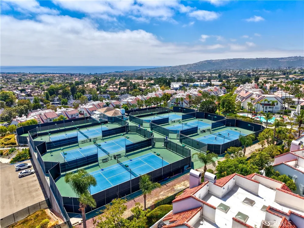 13 Veracruz Dana Point, CA 92629