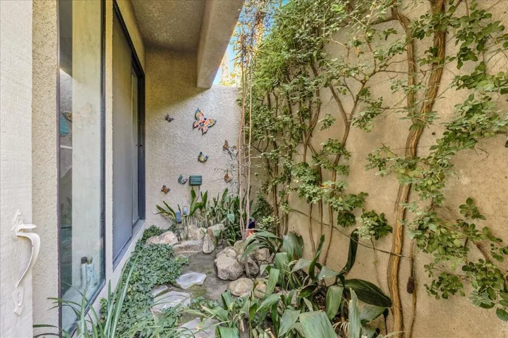 105 Esplanade Street Rancho Mirage, CA 92270