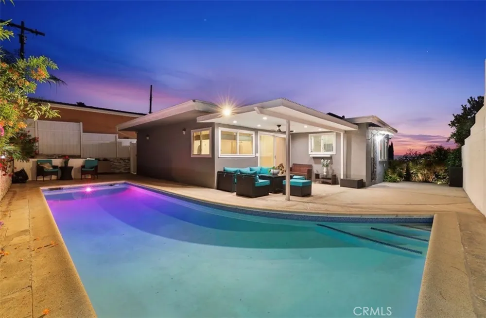 6951 Bellclaire Tujunga, CA 91042