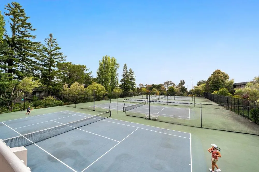2335 Shelter Creek Lane #335 San Bruno, CA 94066