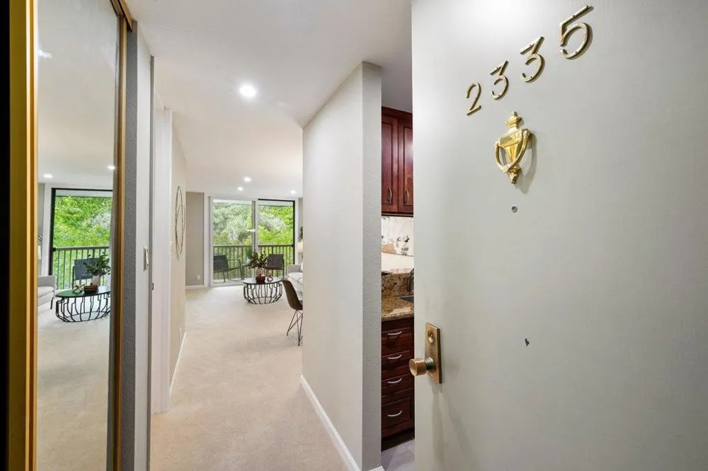 2335 Shelter Creek Lane #335 San Bruno, CA 94066