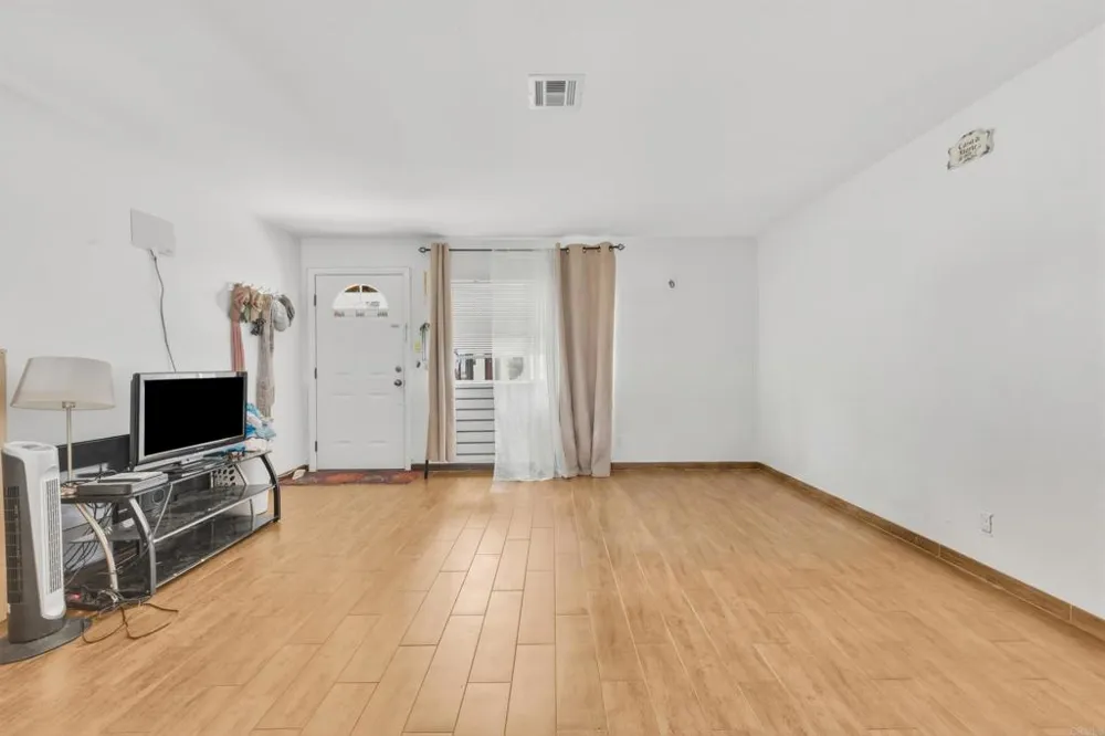 940 Calla Avenue #12 Imperial Beach, CA 91932