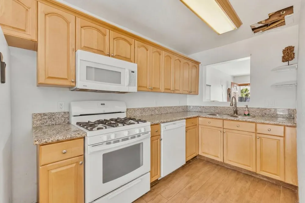 940 Calla Avenue #12 Imperial Beach, CA 91932