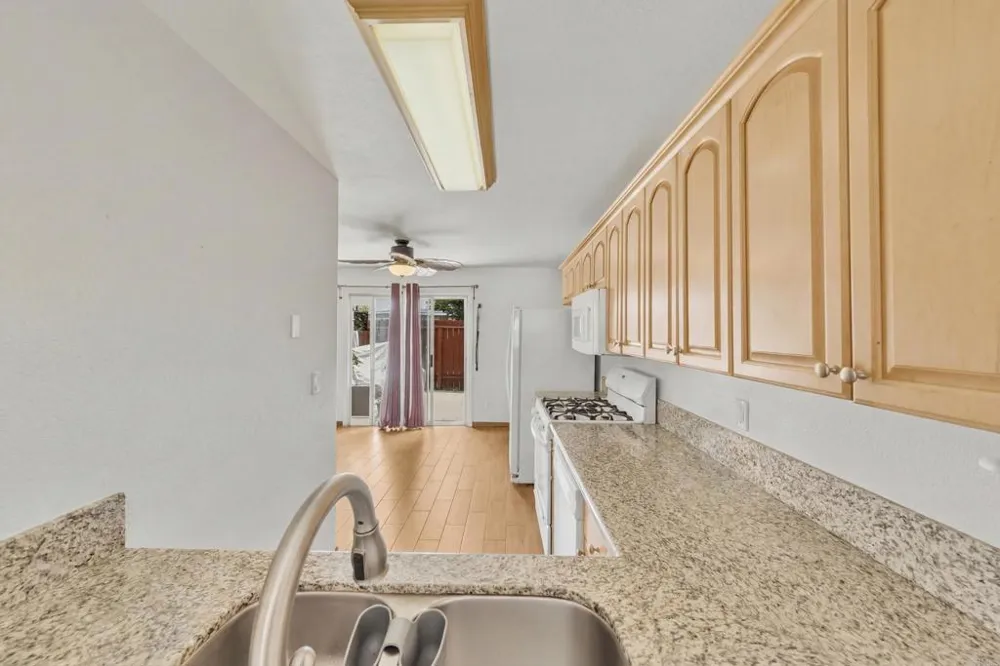 940 Calla Avenue #12 Imperial Beach, CA 91932
