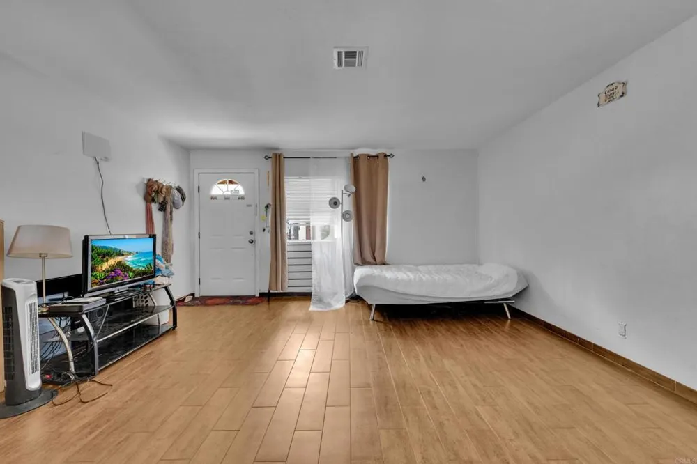 940 Calla Avenue #12 Imperial Beach, CA 91932