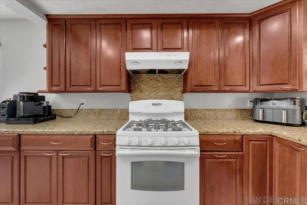8406 Alado Place El Cajon, CA 92021