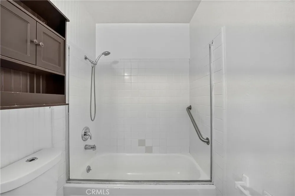 18204 Via Calma #1 Rowland Heights, CA 91748