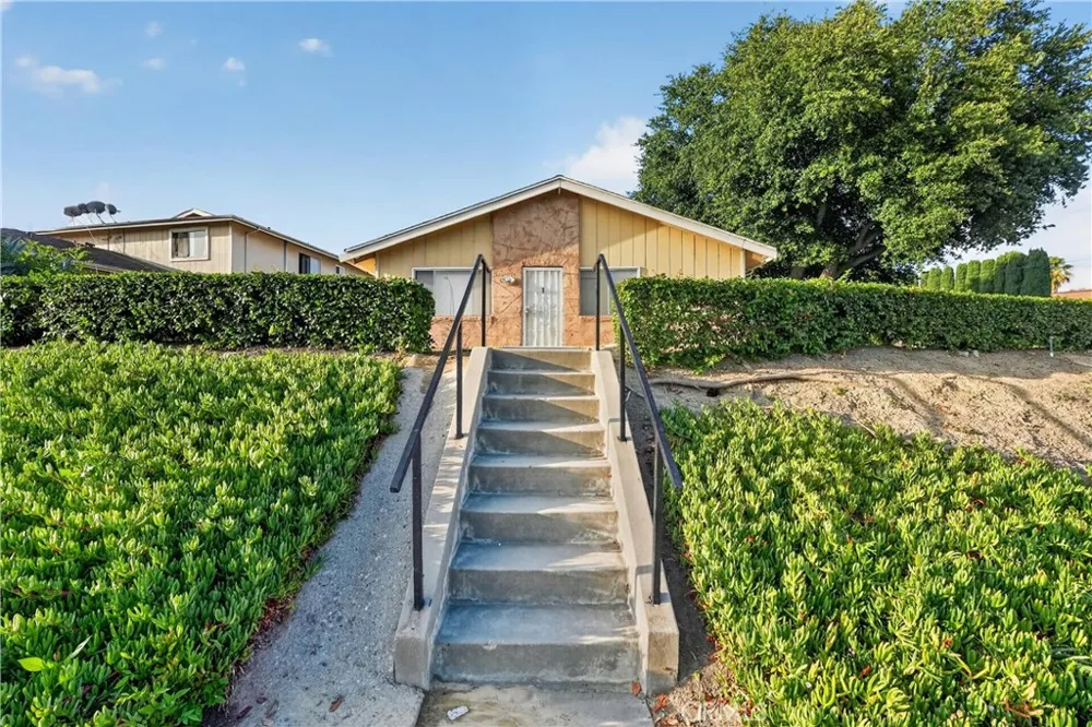18204 Via Calma #1 Rowland Heights, CA 91748