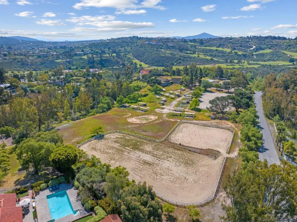 17397 La Brisa Rancho Santa Fe, CA 92067