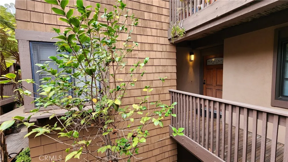 8860 Villa La Jolla Drive #215 La Jolla, CA 92037