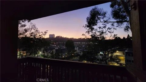 8860 Villa La Jolla Drive #215