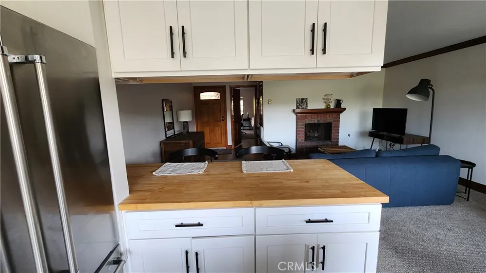 8860 Villa La Jolla Drive #215 La Jolla, CA 92037