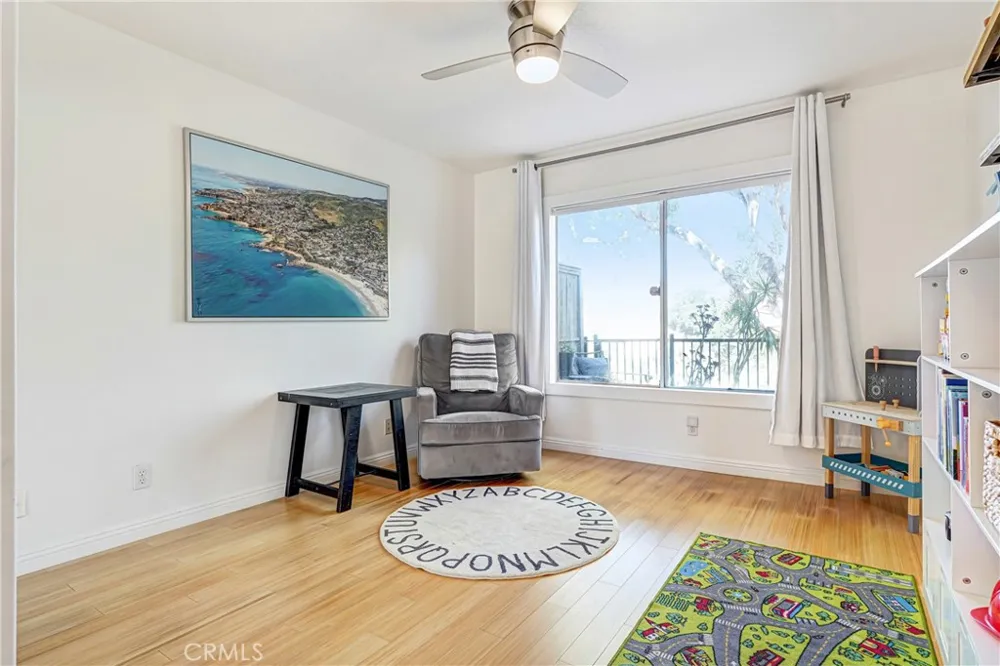 11621 Tampa Avenue #194 Porter Ranch, CA 91326