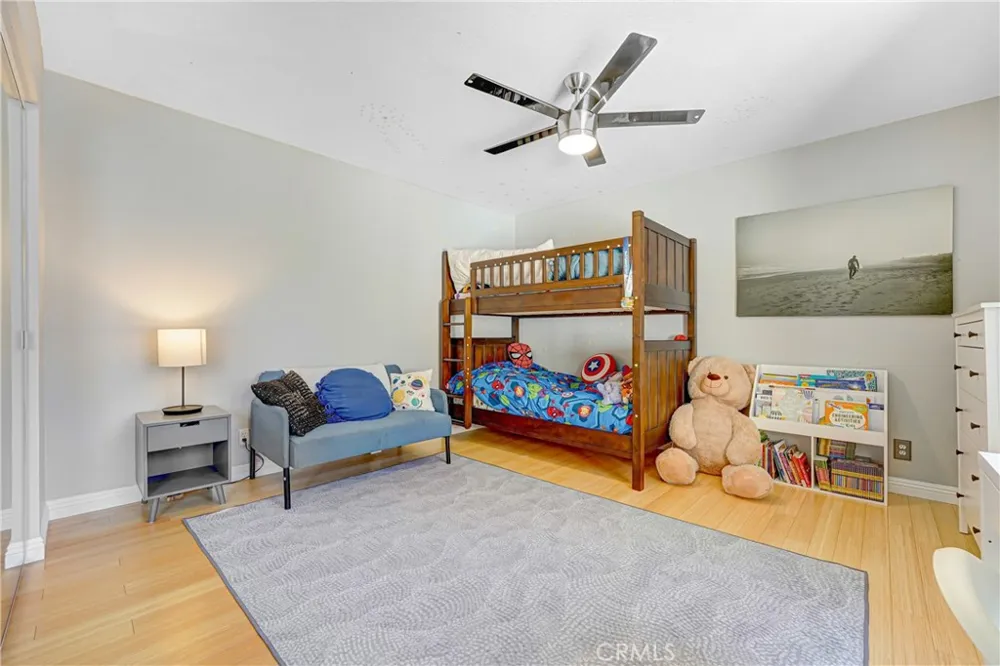 11621 Tampa Avenue #194 Porter Ranch, CA 91326