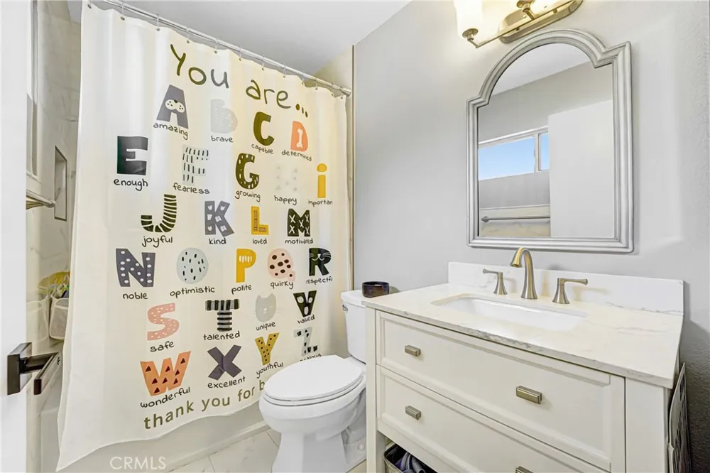 11621 Tampa Avenue #194 Porter Ranch, CA 91326