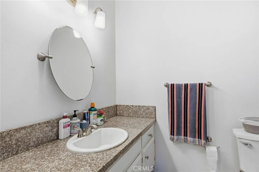 2558 Seahorse Avenue Ventura, CA 93001