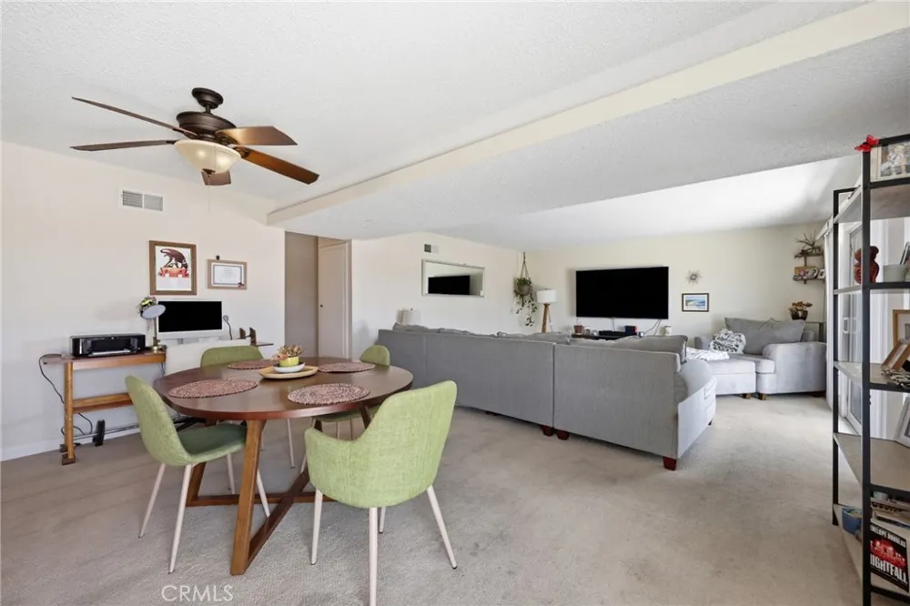 2558 Seahorse Avenue Ventura, CA 93001