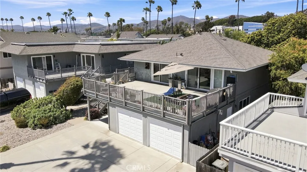 2558 Seahorse Avenue Ventura, CA 93001