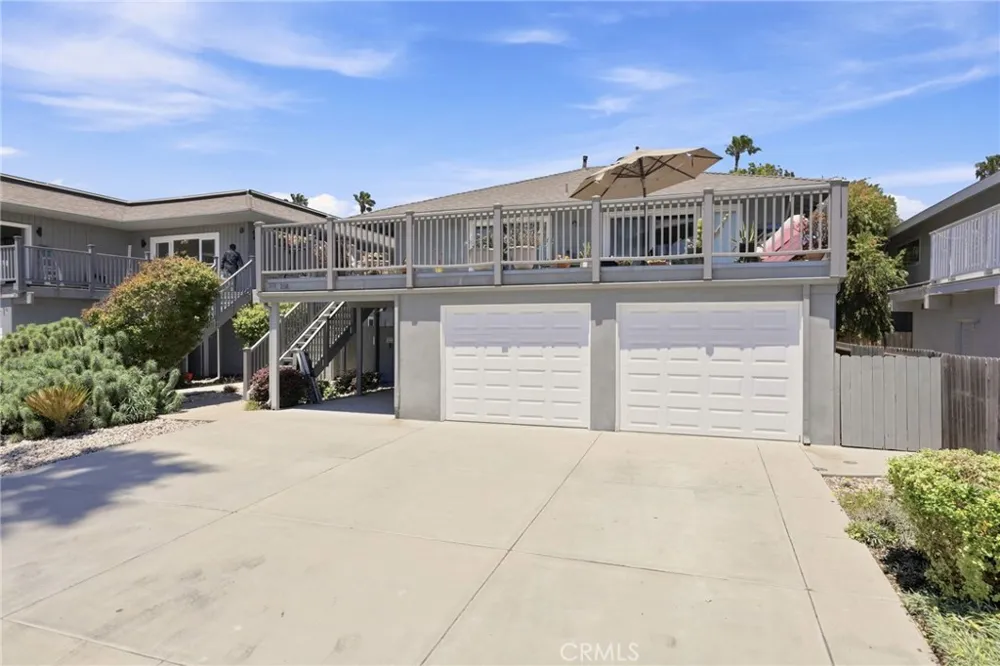 2558 Seahorse Avenue Ventura, CA 93001