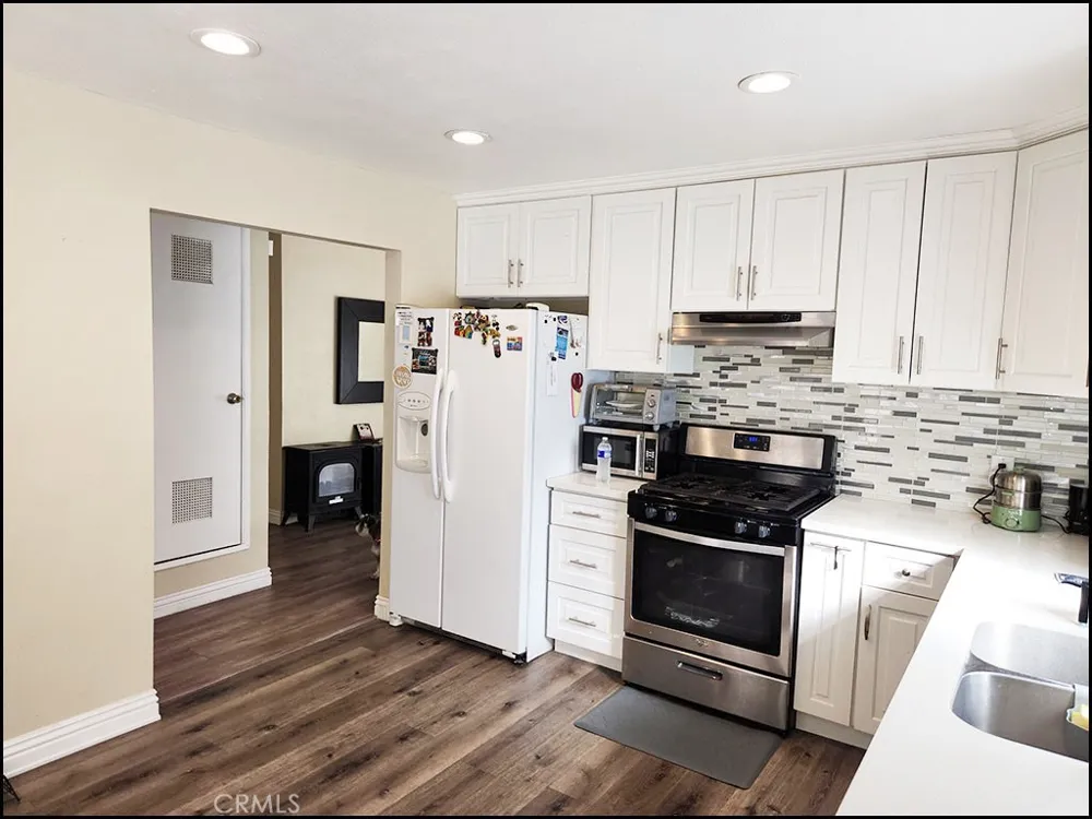 27400 Cloverleaf Lane Helendale, CA 92342