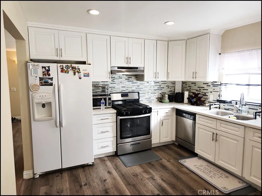 27400 Cloverleaf Lane Helendale, CA 92342