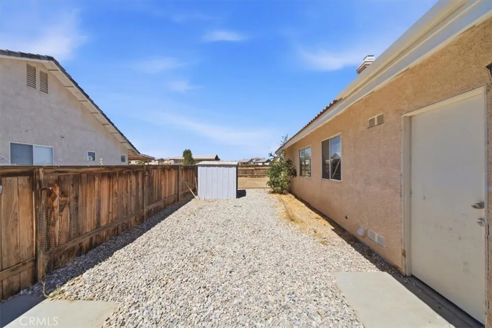 15636 Amber Pointe Victorville, CA 92394