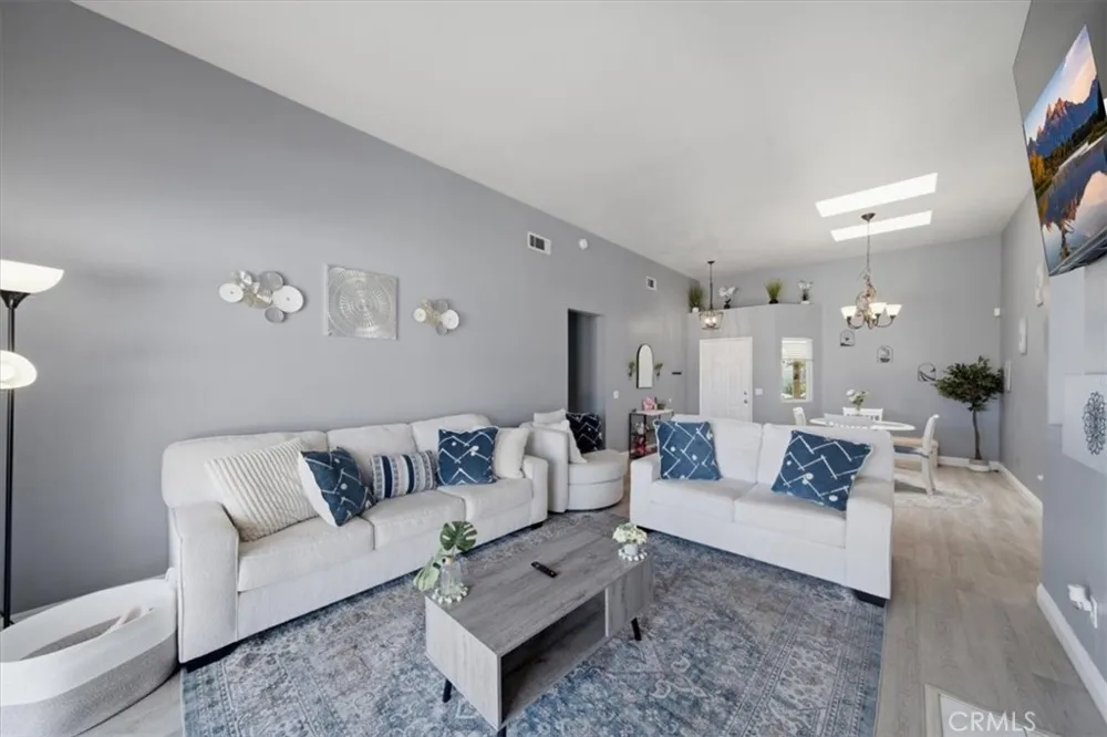 15636 Amber Pointe Victorville, CA 92394
