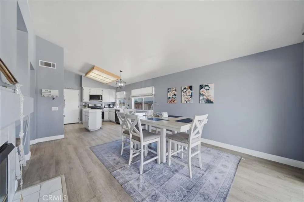 15636 Amber Pointe Victorville, CA 92394