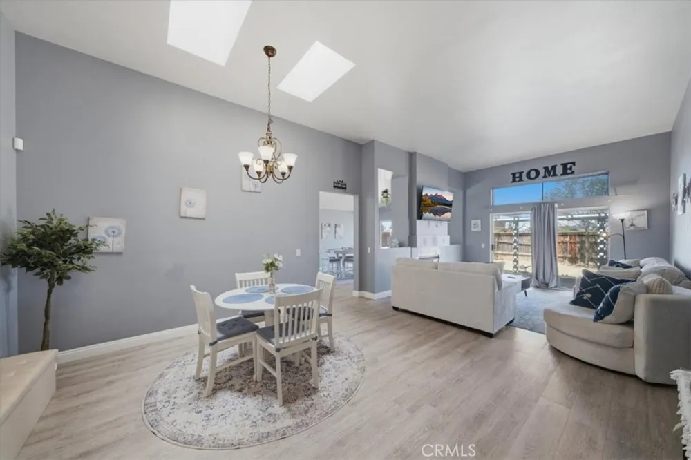 15636 Amber Pointe Victorville, CA 92394