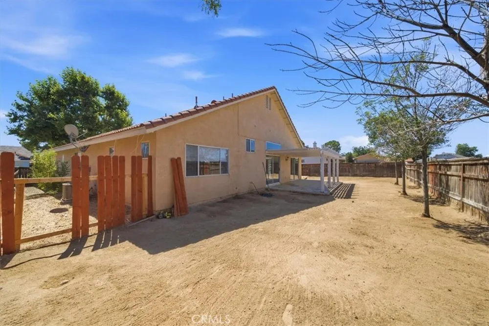 15636 Amber Pointe Victorville, CA 92394