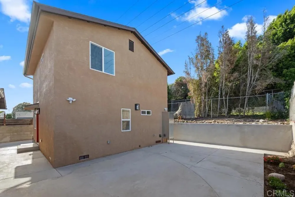 8778 Dallas St Street La Mesa, CA 91942