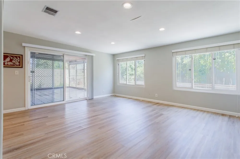 23728 President Harbor City, CA 90710