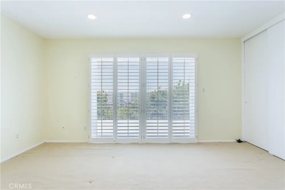 23728 President Harbor City, CA 90710