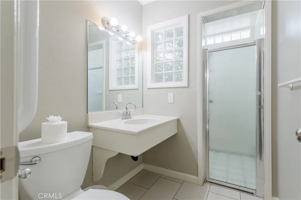 23728 President Harbor City, CA 90710