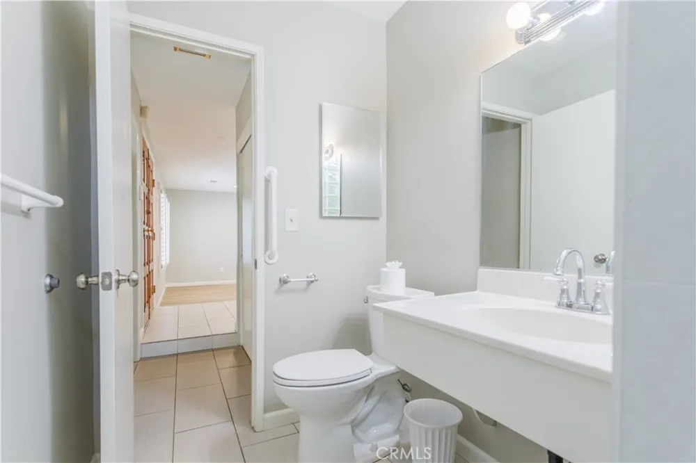 23728 President Harbor City, CA 90710