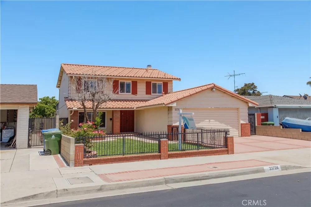 23728 President Harbor City, CA 90710