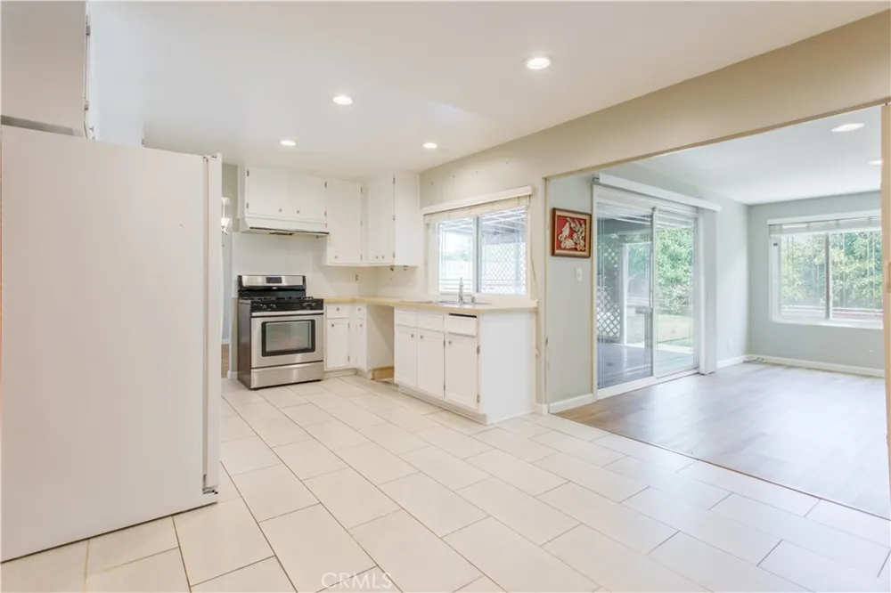 23728 President Harbor City, CA 90710