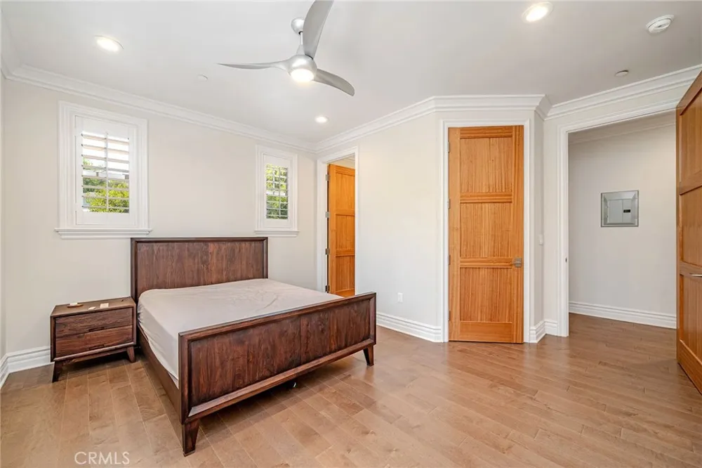 1217 Olive La Canada Flintridge, CA 91011