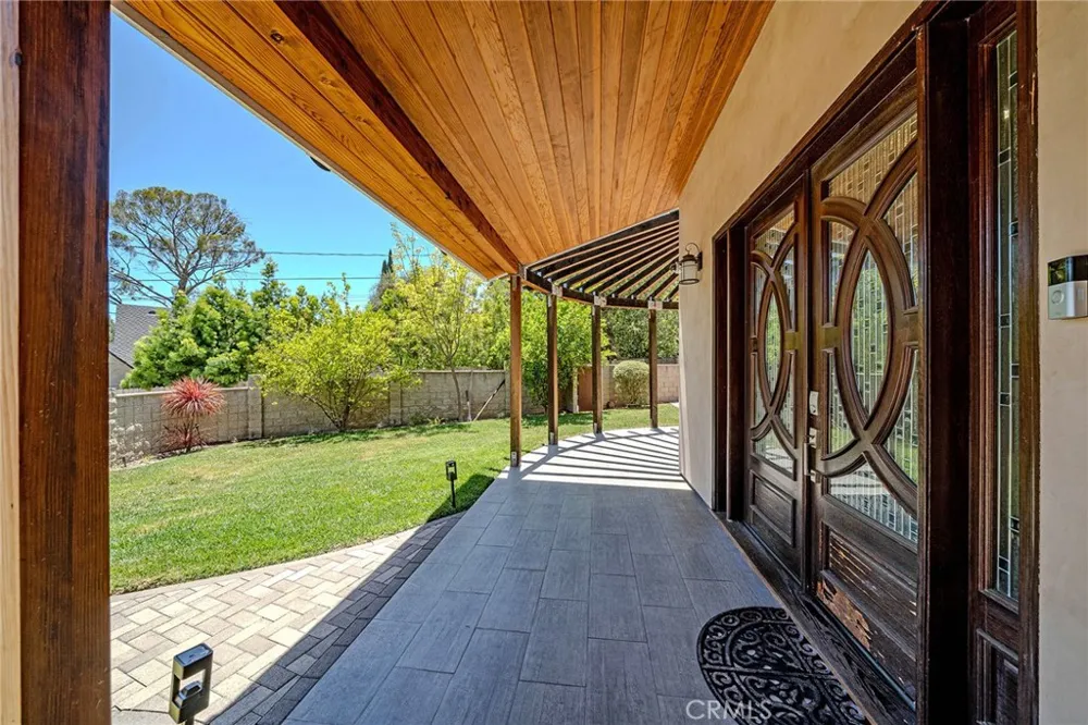 1217 Olive La Canada Flintridge, CA 91011