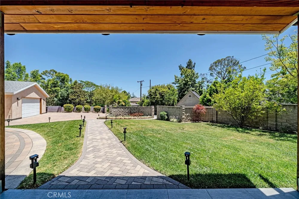 1217 Olive La Canada Flintridge, CA 91011