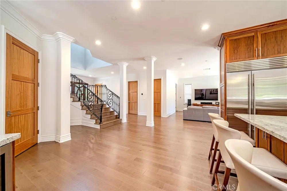 1217 Olive La Canada Flintridge, CA 91011