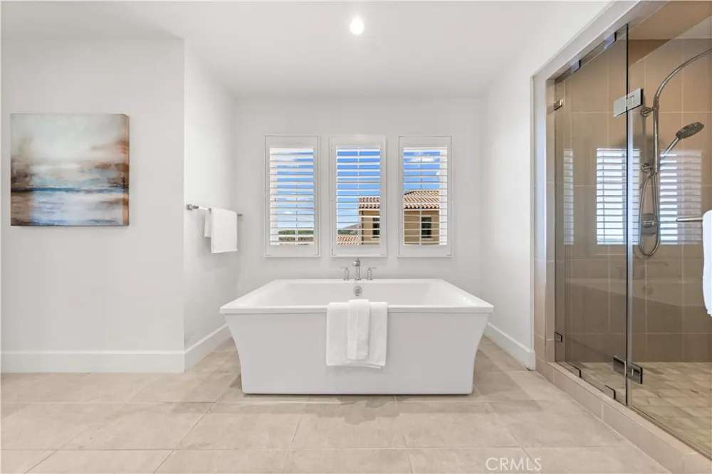131 Summerland Irvine, CA 92602