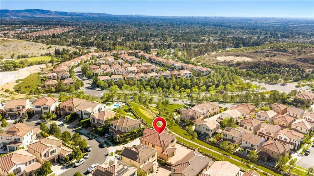 131 Summerland Irvine, CA 92602