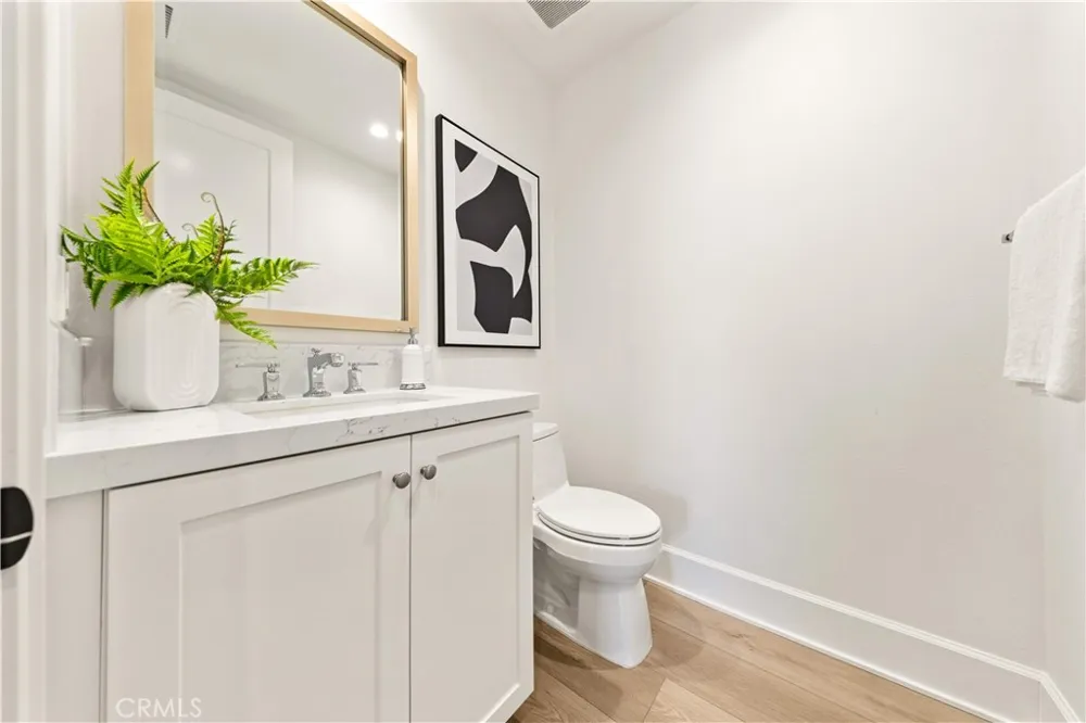 131 Summerland Irvine, CA 92602
