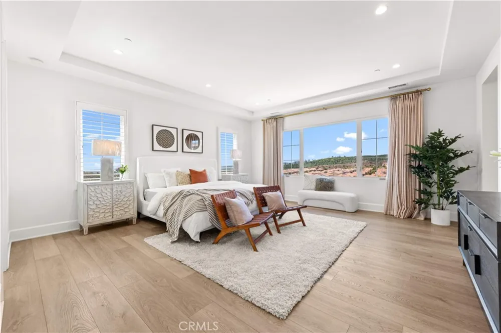 131 Summerland Irvine, CA 92602
